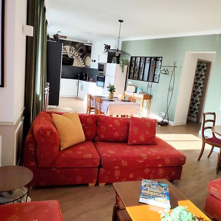 Le Familia Apartamento Guer Exterior foto