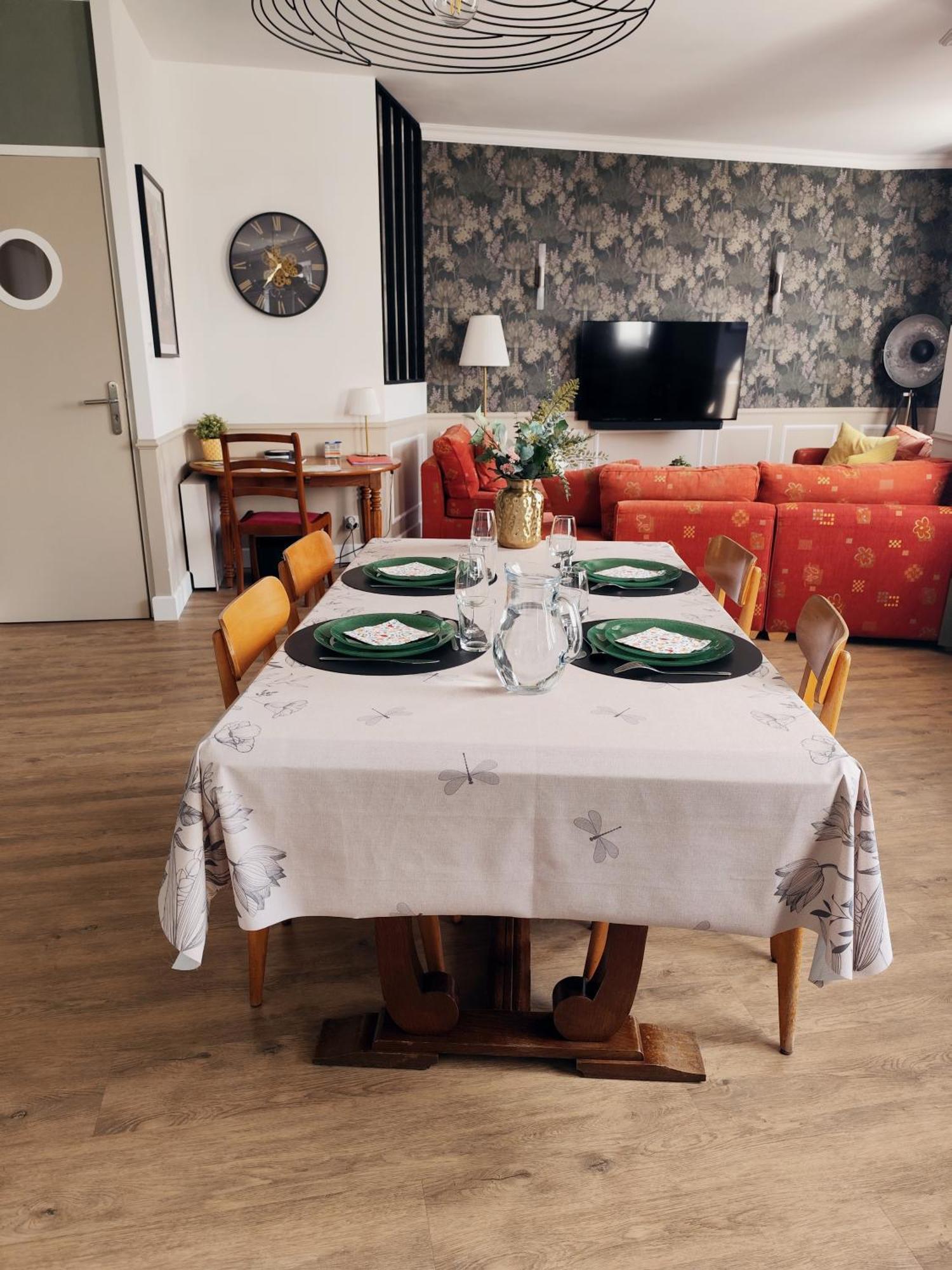 Le Familia Apartamento Guer Exterior foto